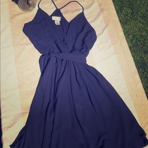 🌼 Navy Blue Dress